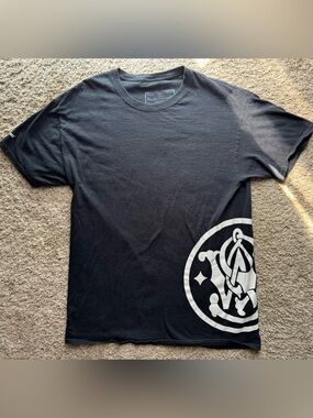 Smith & Wesson Black Logo Graphic T-Shirt Men’s Medium
